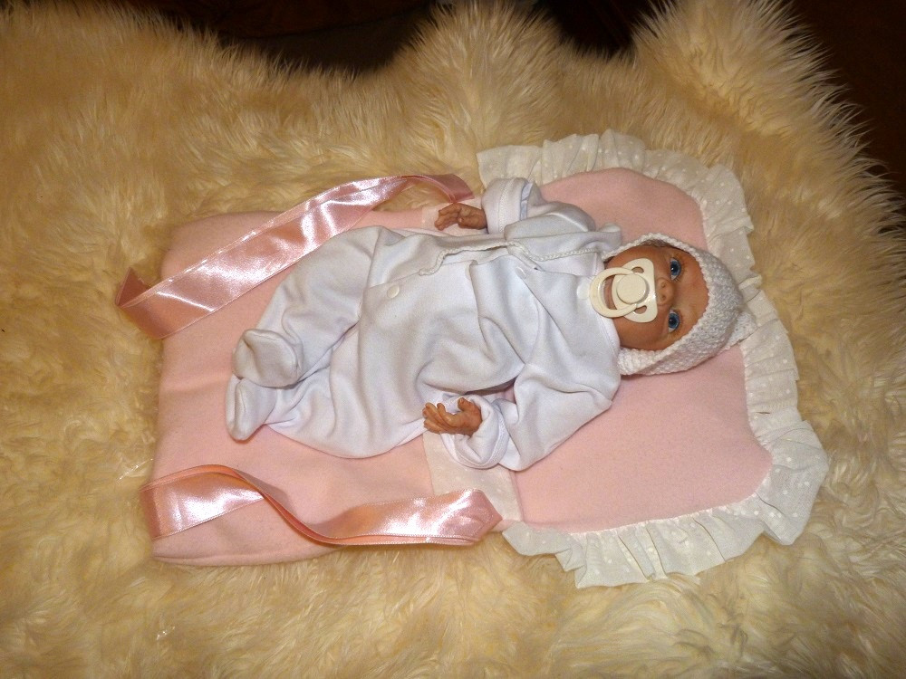 ADELKA v perinke  reborn bábika