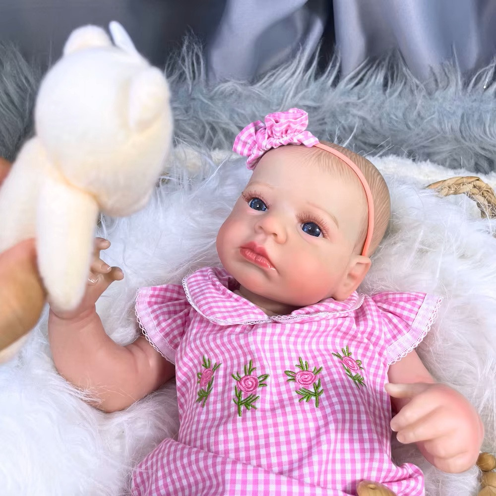 Stela celovinylová bábika  