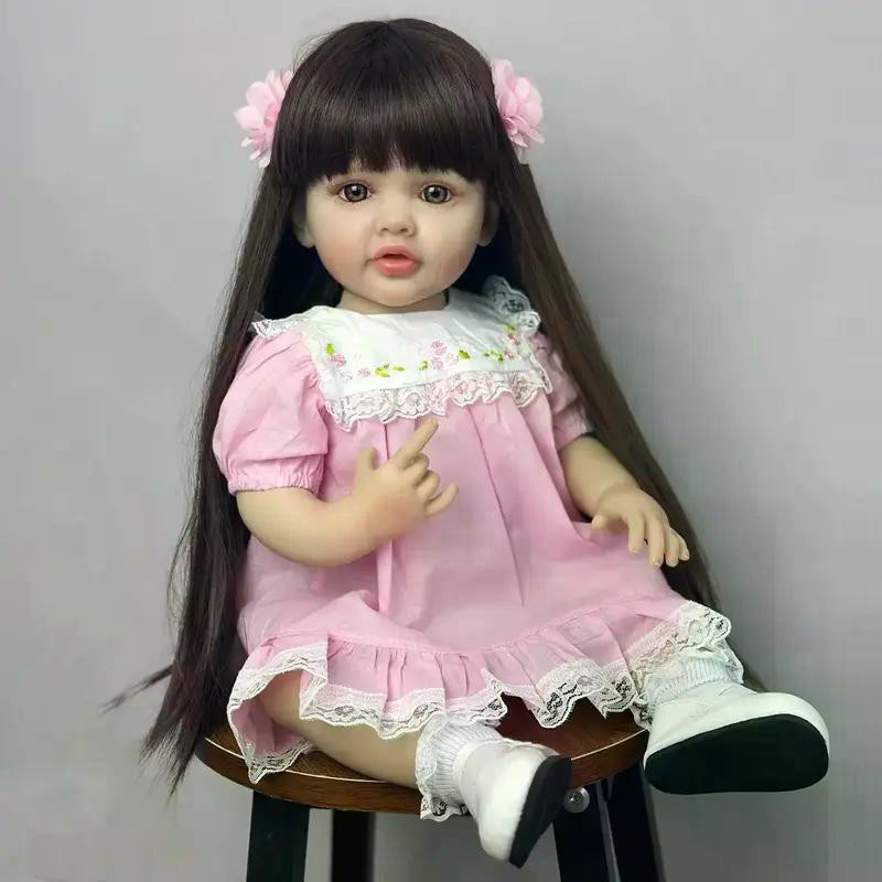 Realistická  celovinylová bábika 01