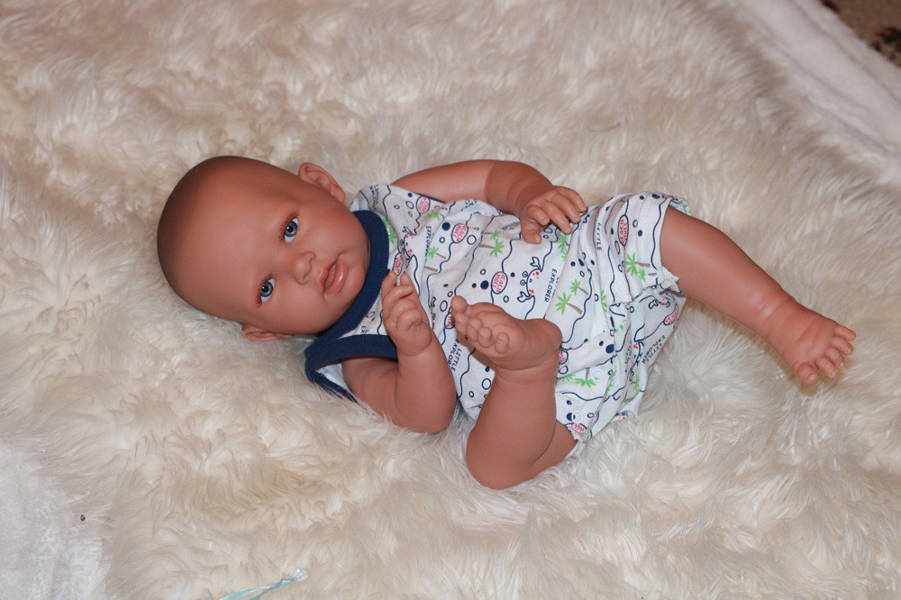  Realistická bábika PAUL 10