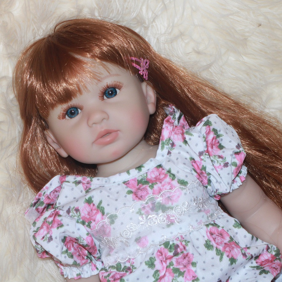 Realistická  celovinylová bábika 07