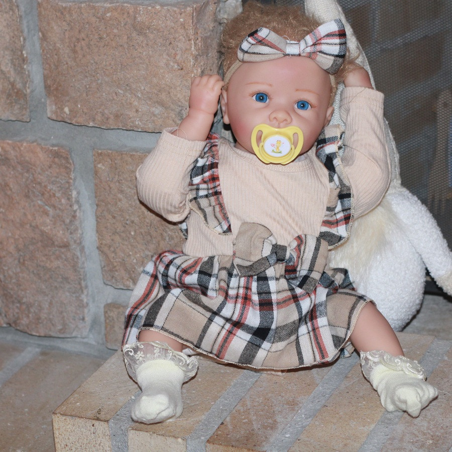 Kajka v šatičkách