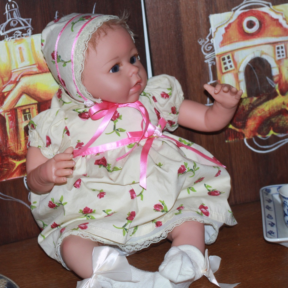 Bea v  rôzných šatkách