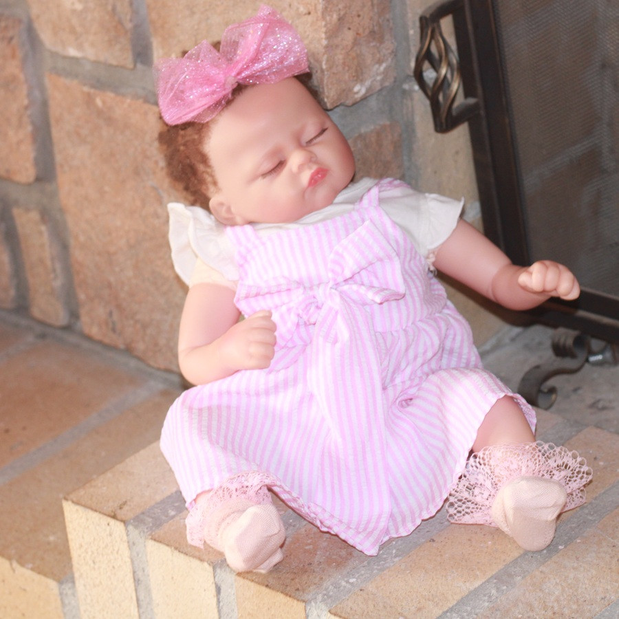 Sophia v rôzných šatkách