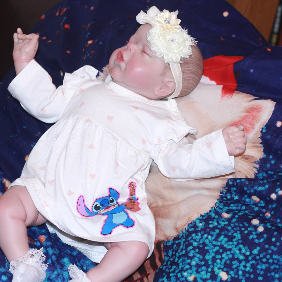 Šarka v  rôzných šatkách