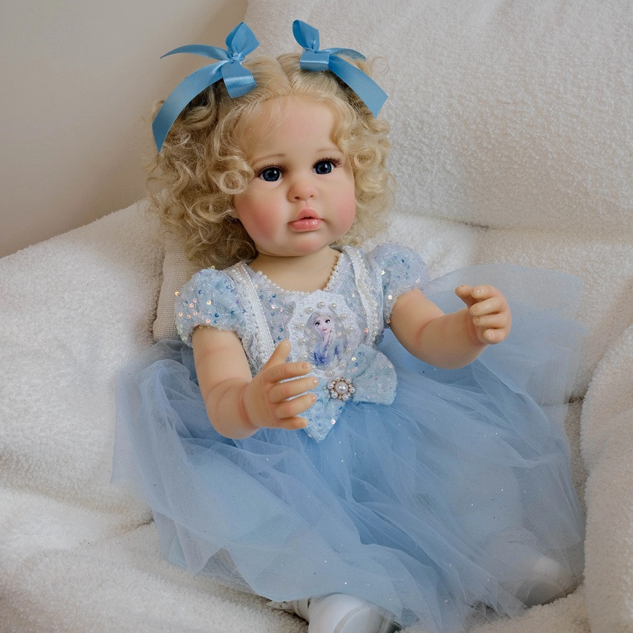 Amálka  celovinylová realistická bábika